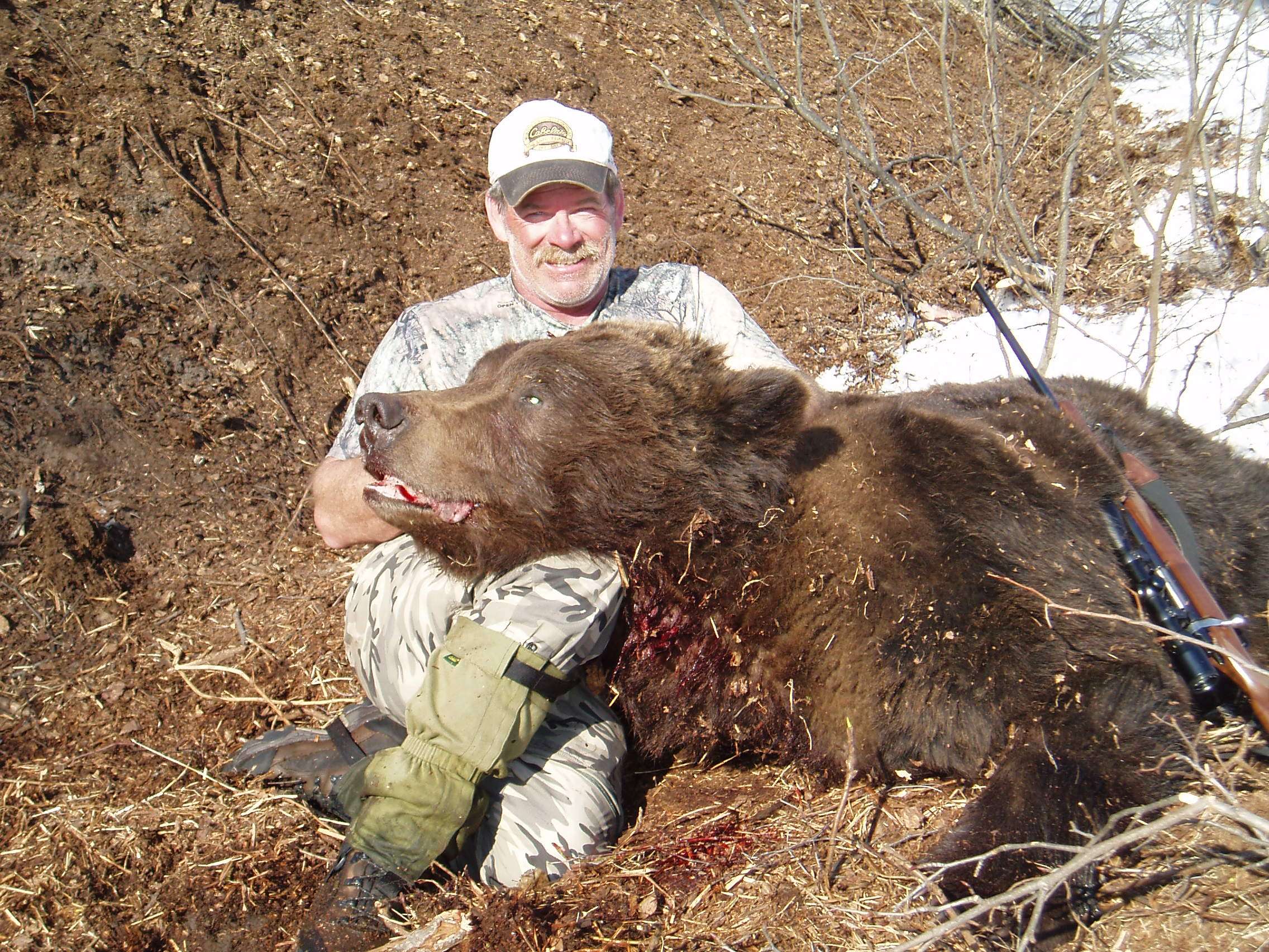 Denali Area Alaska Bear hunt with Alaska Remote client
